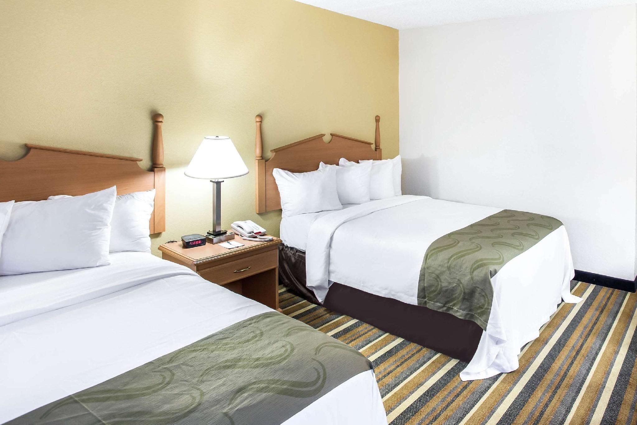 2 Double Beds, Nonsmoking, Accessible