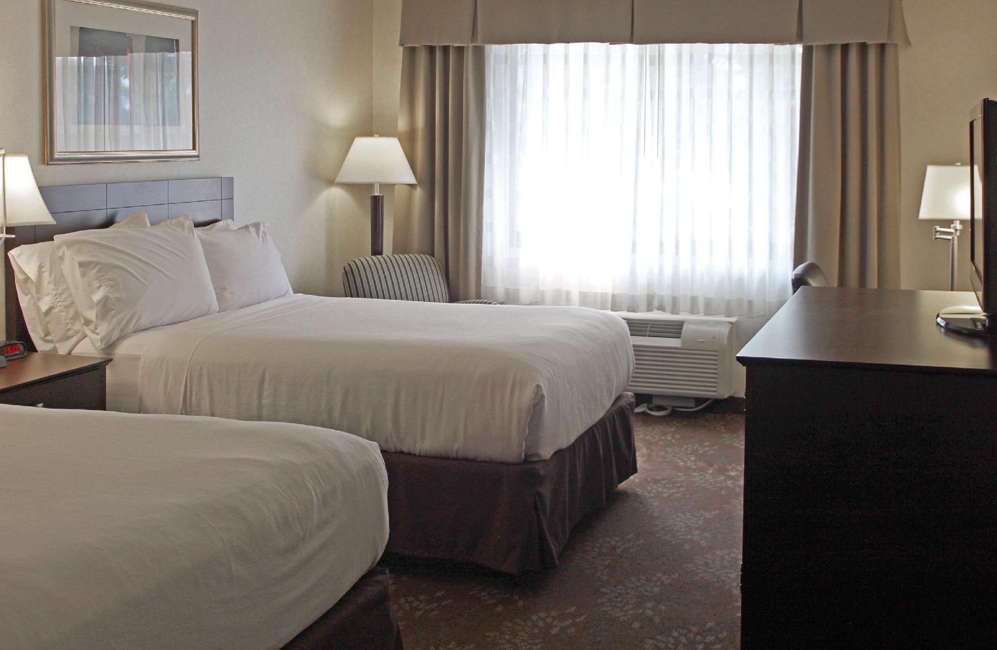 2 Double Beds, Non-Smoking, Accessible