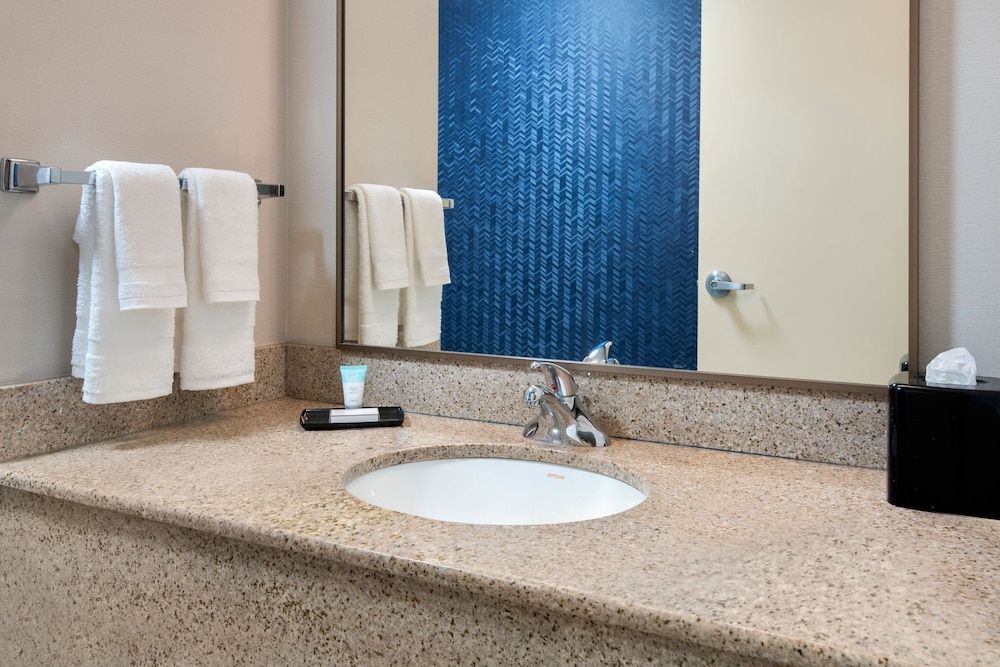 undefined Fairfield Inn by Marriott LaGuardia Airport/Flushing 7