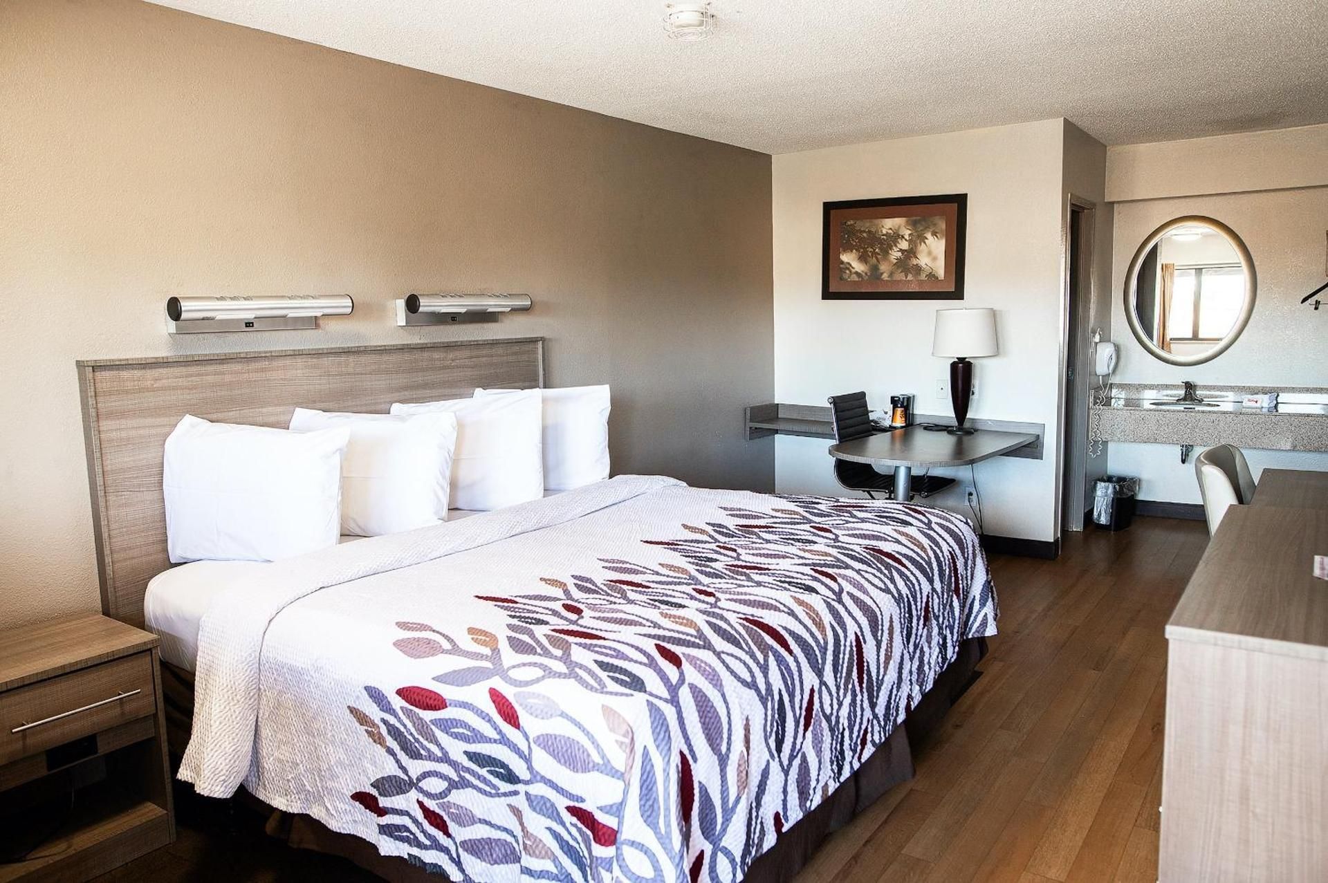 Superior King Smoke Free