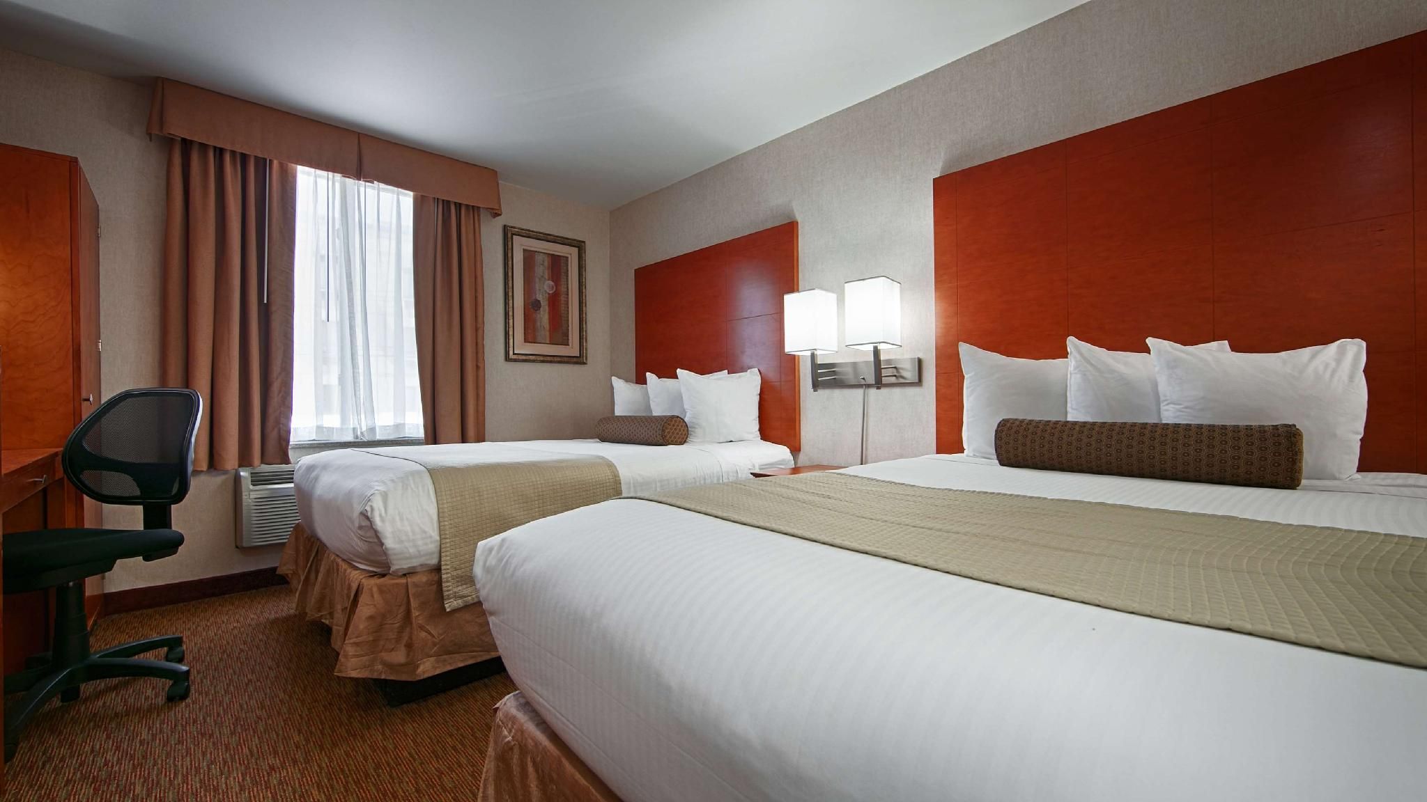 2 double beds, nonsmoking