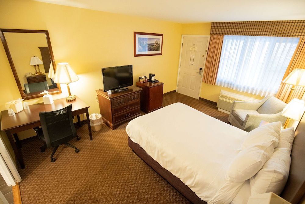 Best Western of Lake George Standard Room, 1 Double Bed, Accessible, Non Smoking 2