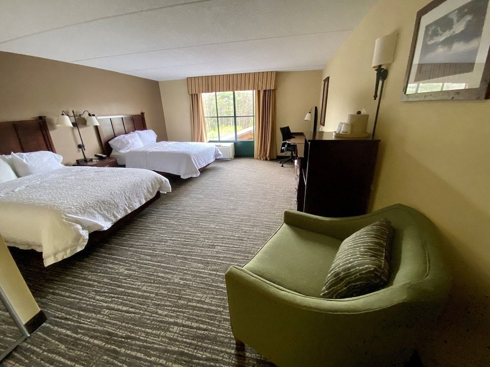 Room, 2 Queen Beds, Accessible, Non Smoking