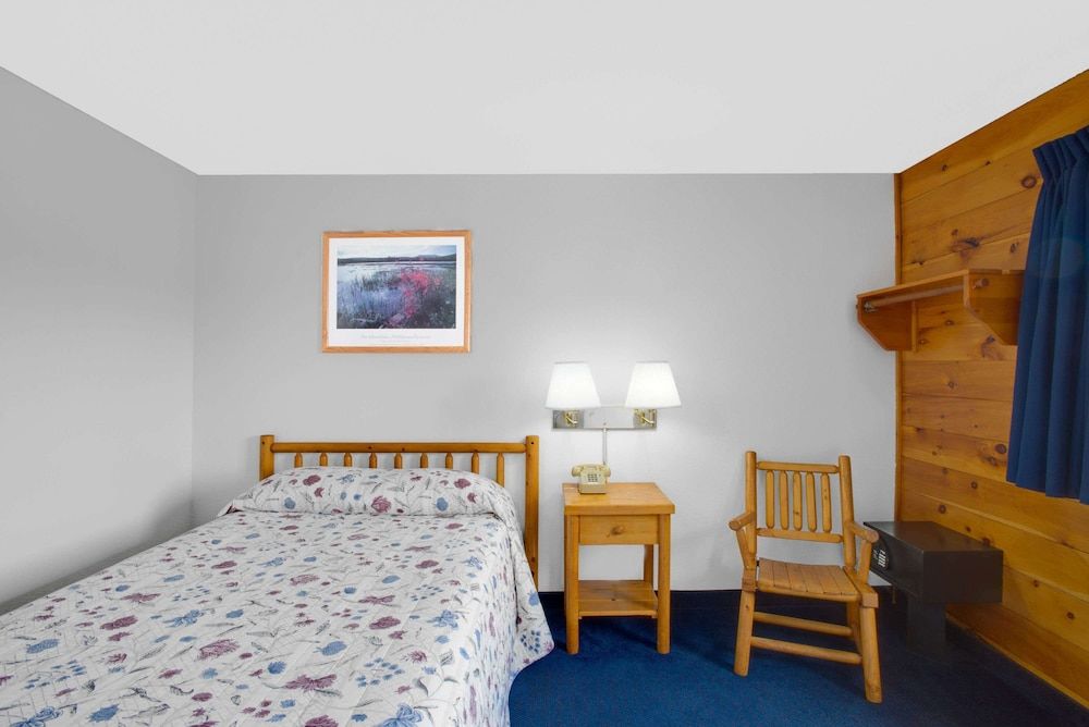 Room, 1 Double Bed, Accessible, Non Smoking (Bathtub)