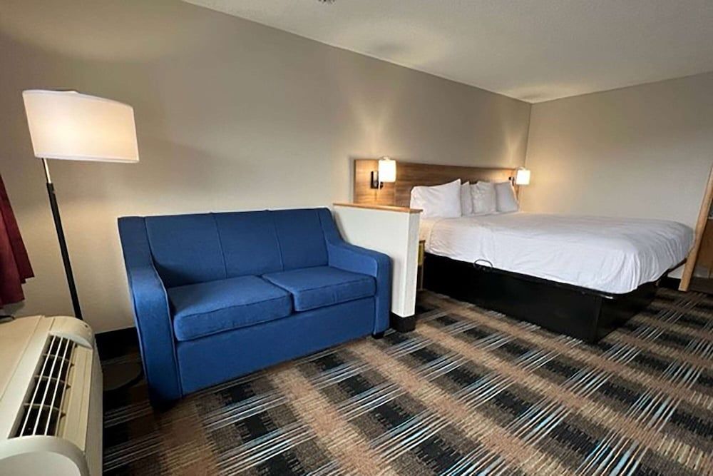 Studio Suite, 1 King Bed, Non Smoking