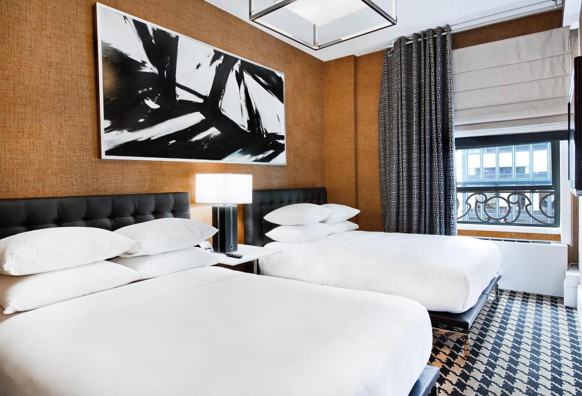 undefined Ameritania Hotel at Times Square 5