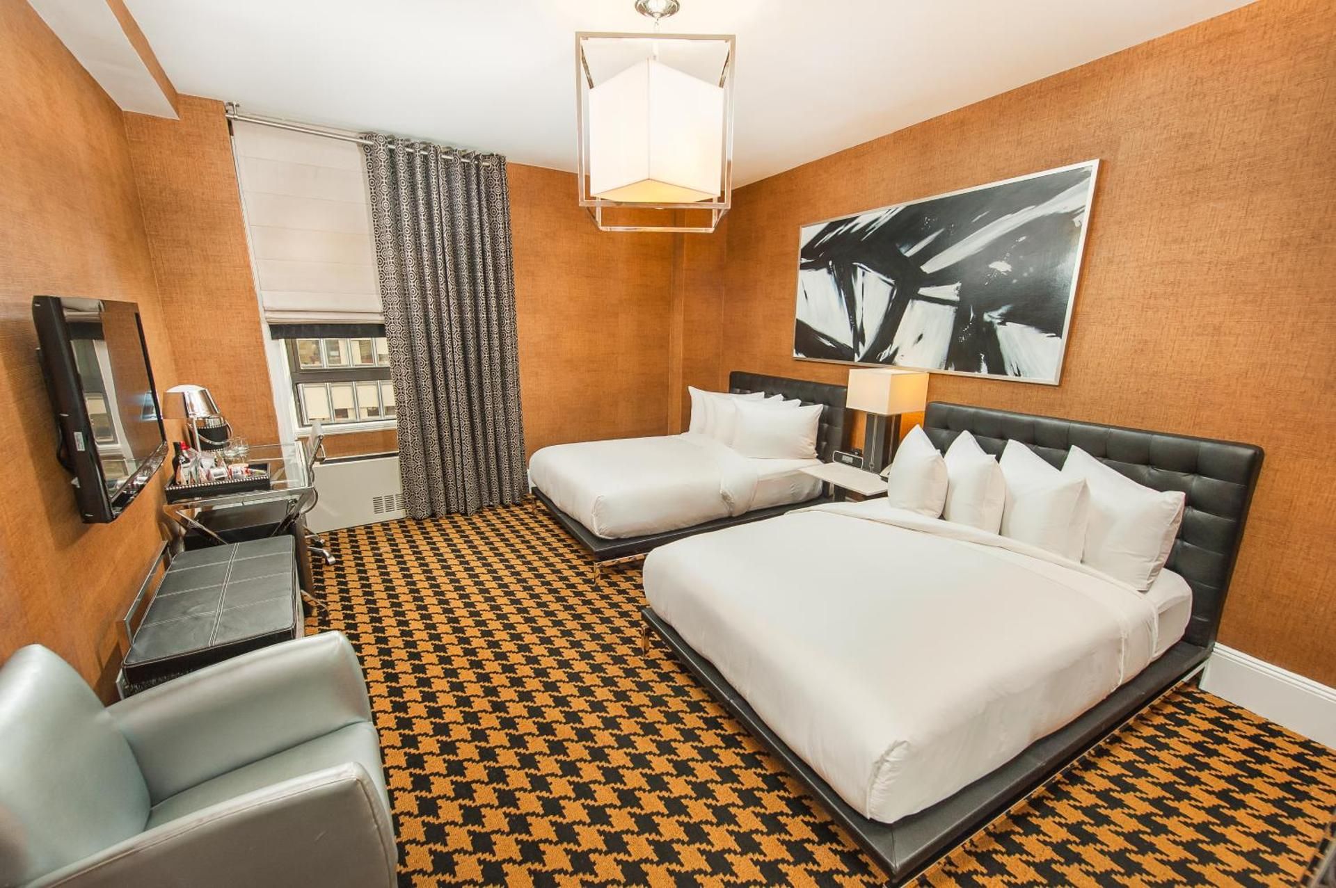 undefined Ameritania Hotel at Times Square 4