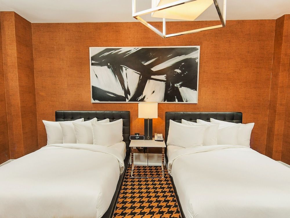 undefined Ameritania Hotel at Times Square 8