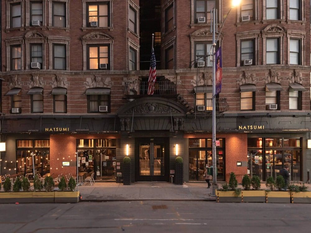 undefined Square Hotel at Times Square 7