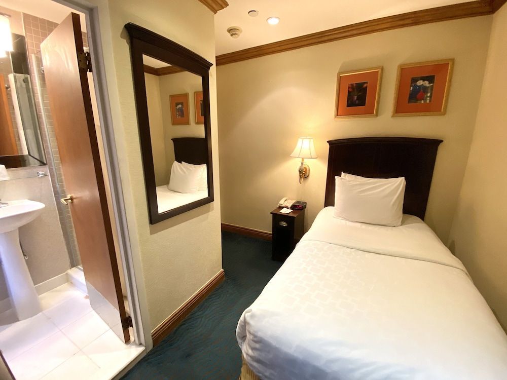 Clarion Hotel Park Avenue Standard Twin Room, 1 Twin Bed, Non Smoking 9