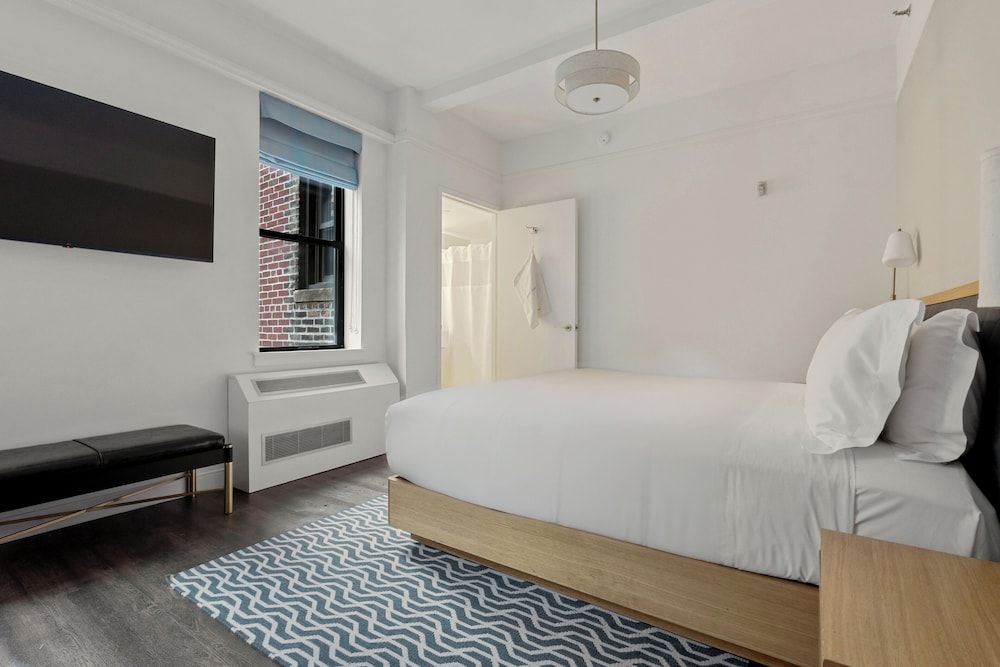 Standard Room (Mobility, Newly Renovated)