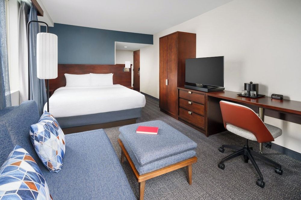 Executive Room, 1 King Bed, Corner