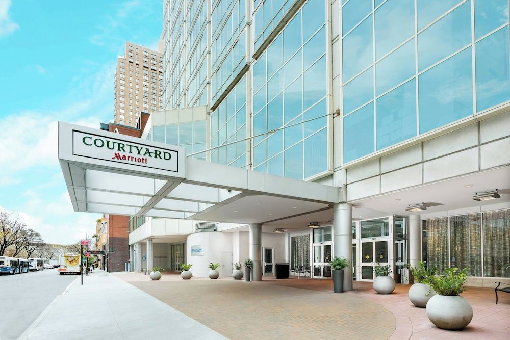 undefined Courtyard by Marriott New York Manhattan/Upper East Side 2