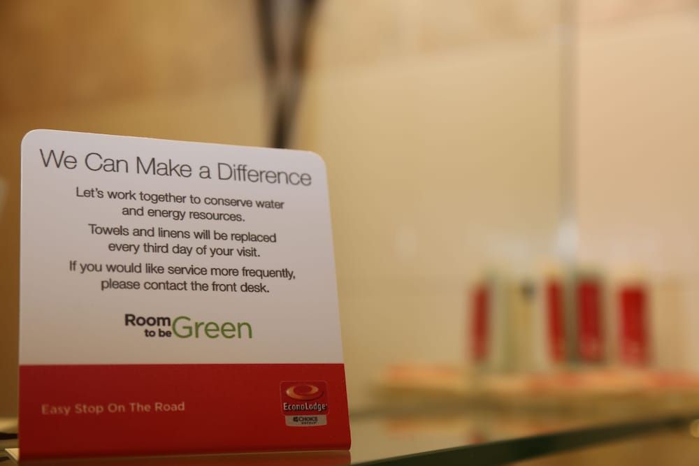 Econo Lodge Times Square Standard Room, 1 Double Bed, Non Smoking 11