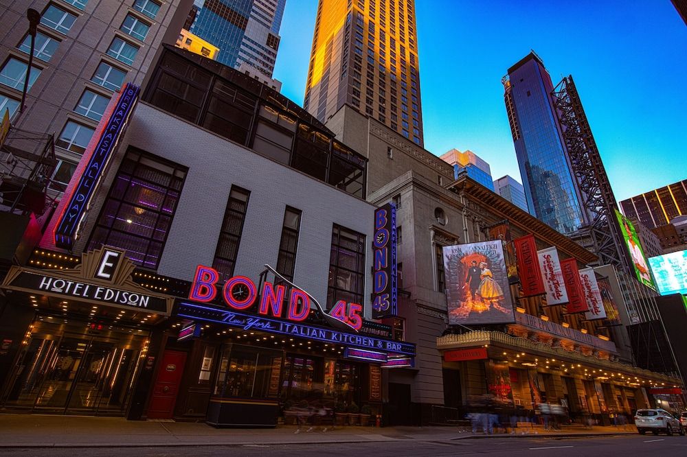 undefined Hotel Edison Times Square 9