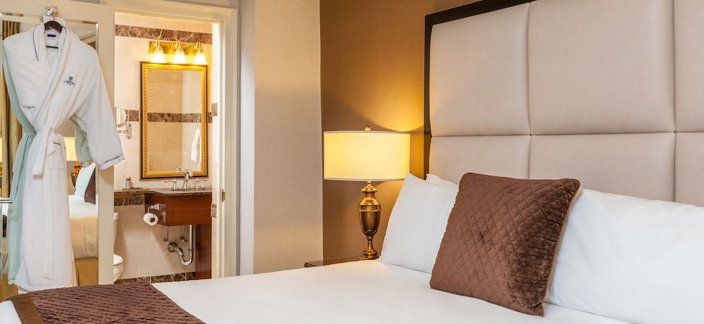 undefined Fitzpatrick Manhattan Hotel 6