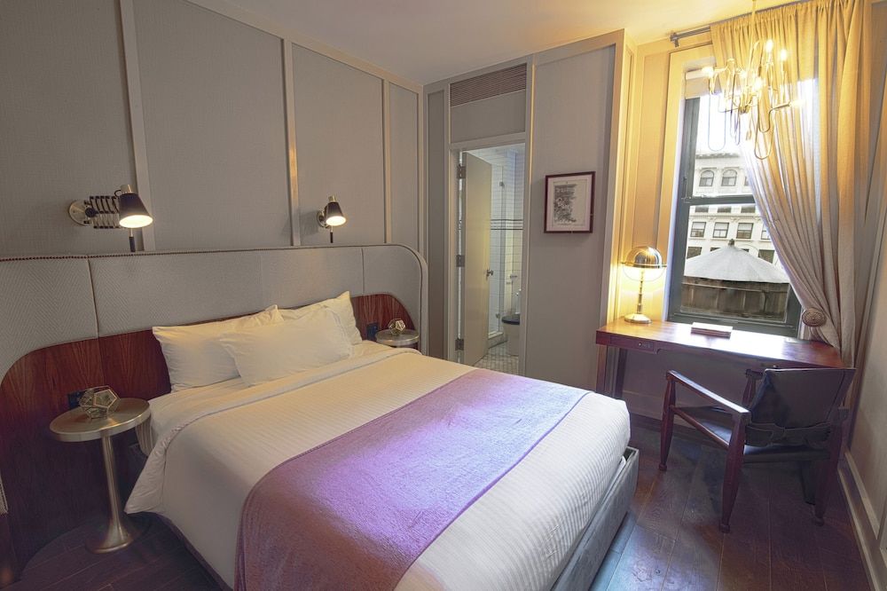 undefined The Evelyn Hotel 7