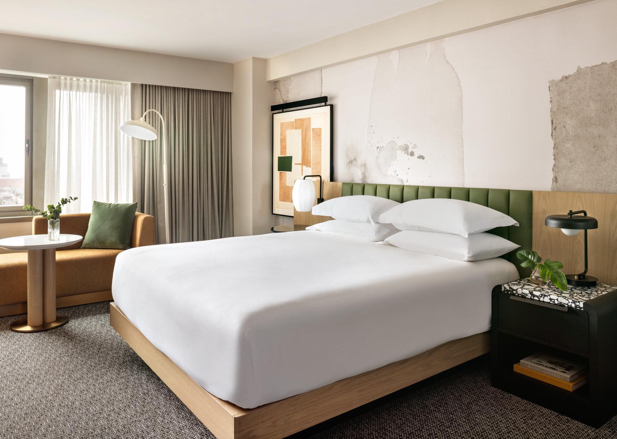 1 King Suite