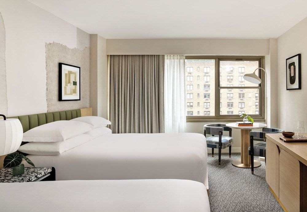 Room, 2 Queen Beds (Essential)