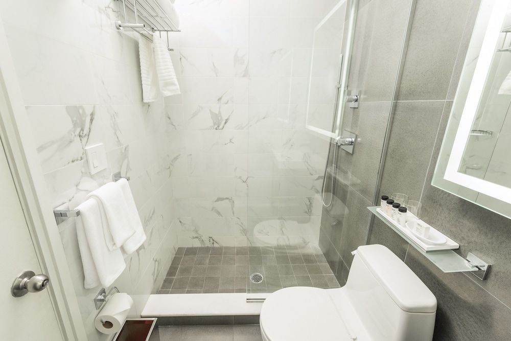 Moderne Hotel Deluxe Room, 1 King Bed 5