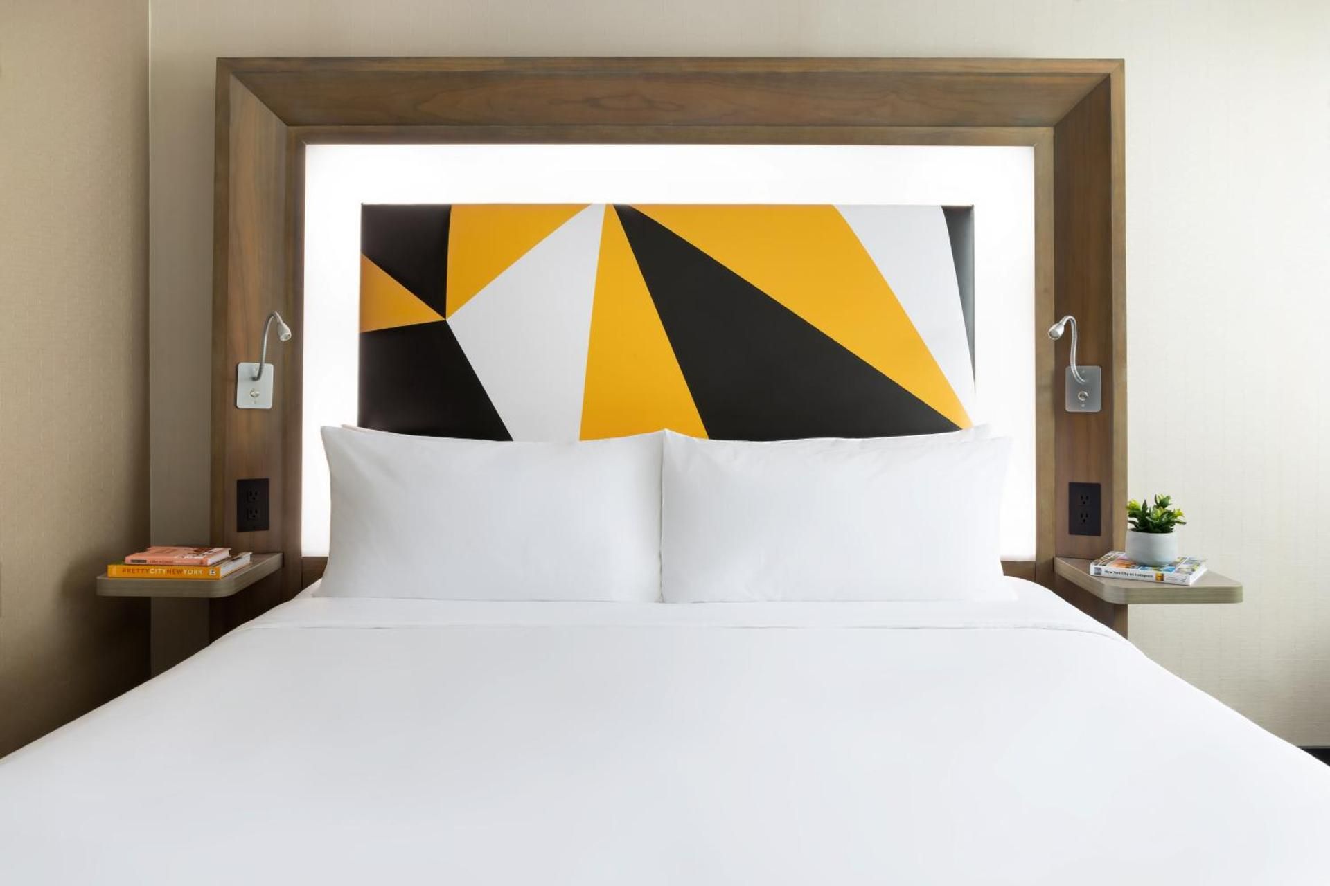 Partial Ball Drop View King