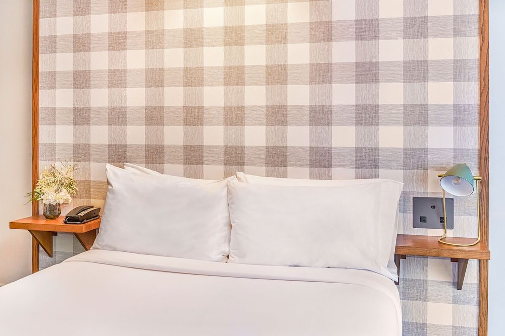 Paramount Times Square – A Generator Hotel Standard Room, 1 Double Bed