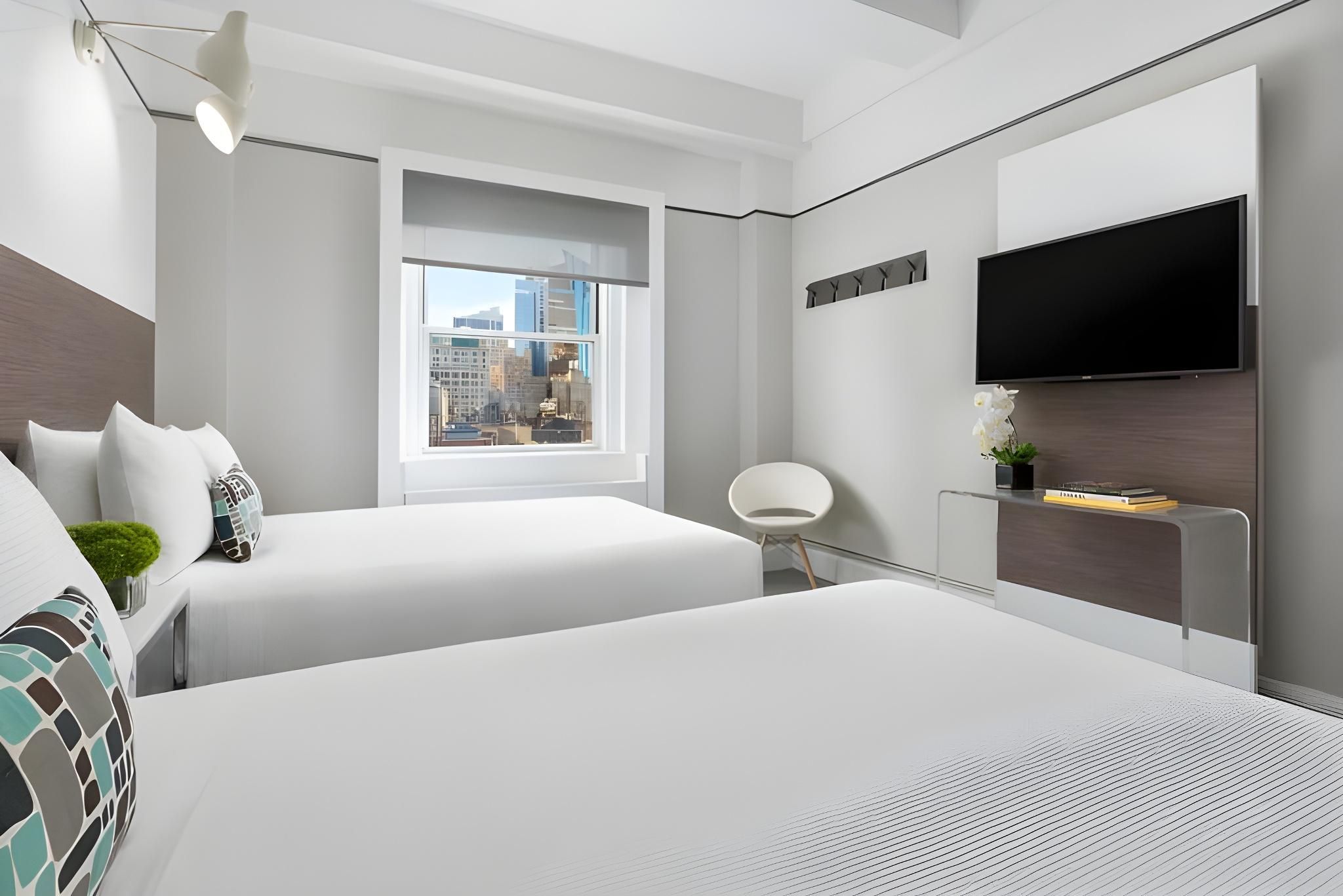 undefined Paramount Times Square – A Generator Hotel 3