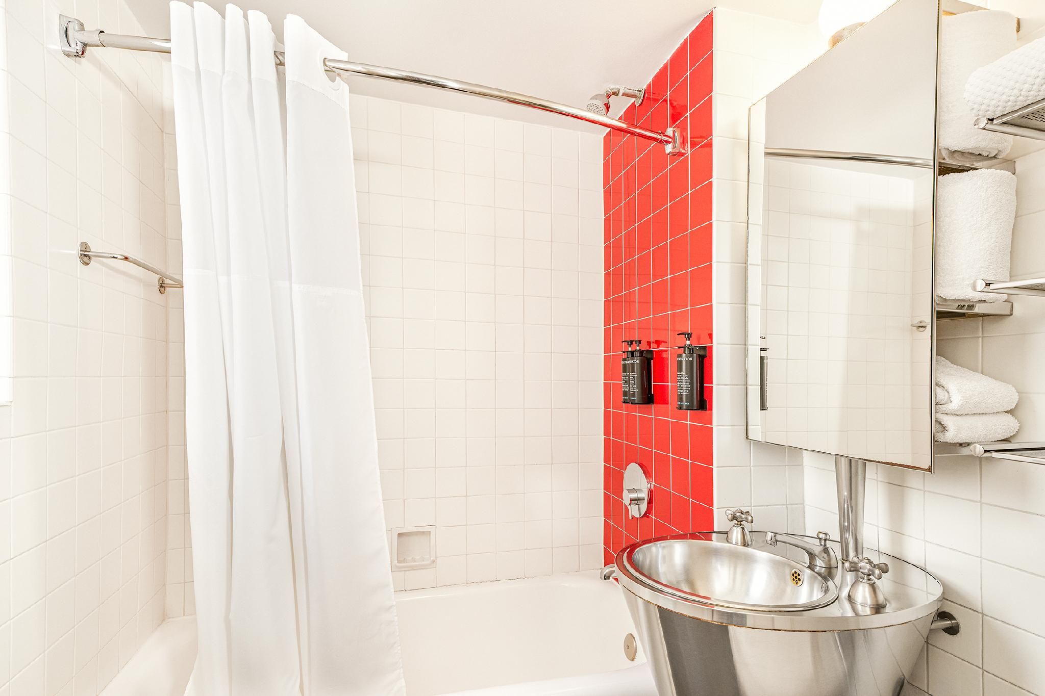 undefined Paramount Times Square – A Generator Hotel 5