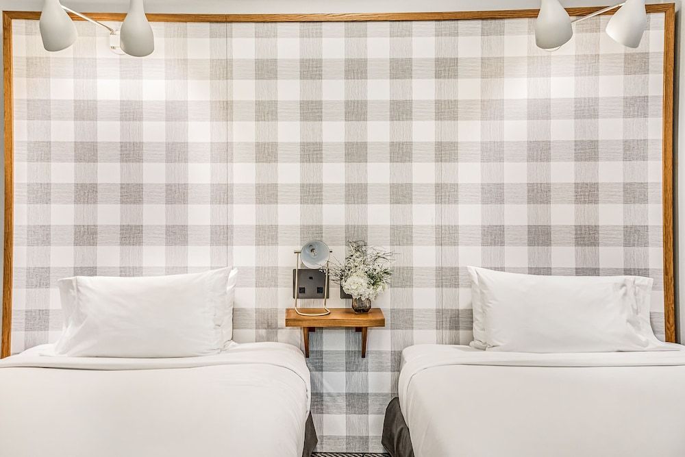 undefined Paramount Times Square – A Generator Hotel 8