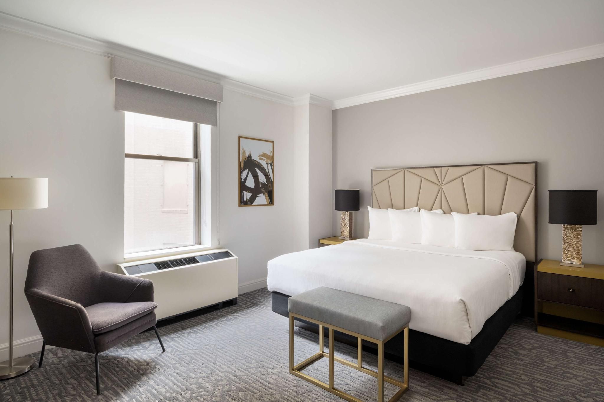 1 King Bed