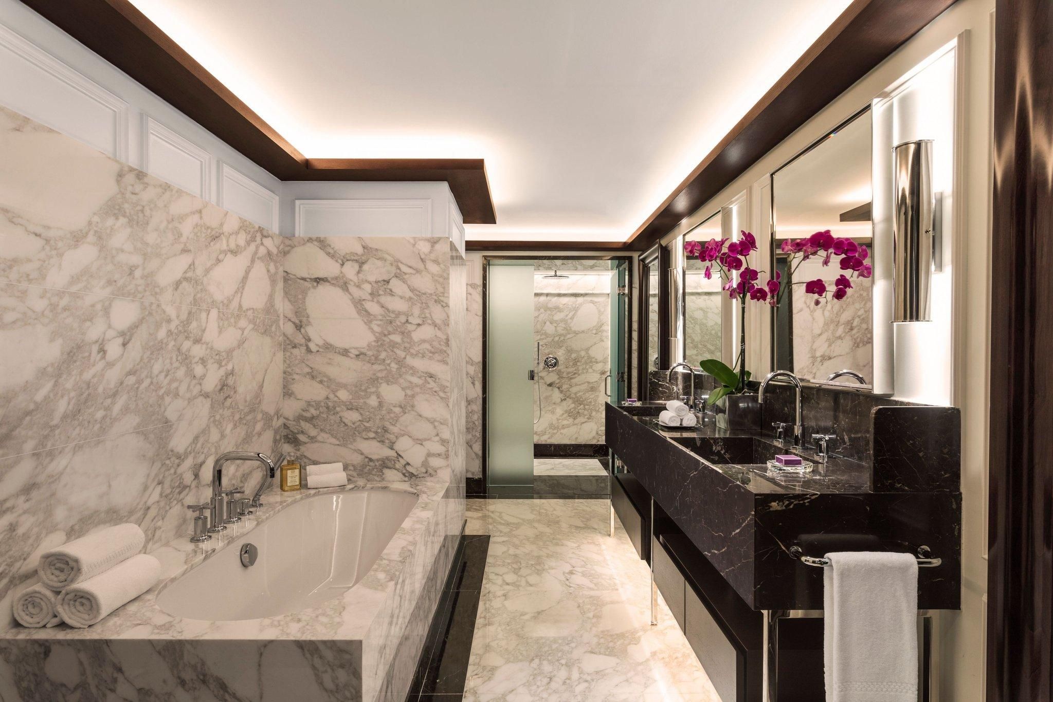 The Royal Suite, Club lounge access, 2 Bedroom Suite, Central Park view