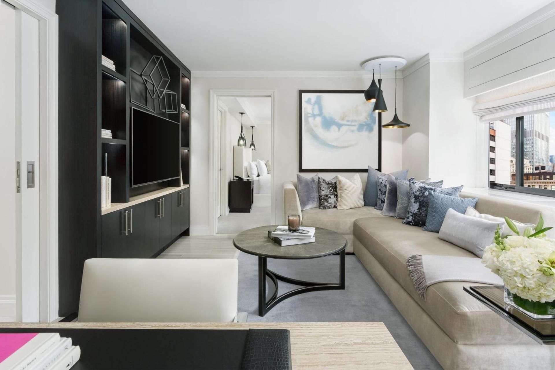 1 King Presidential Suite Manhattan Floor