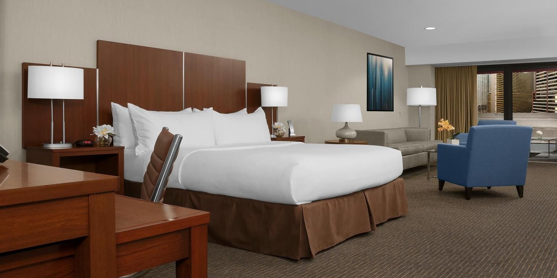 1 King Suite