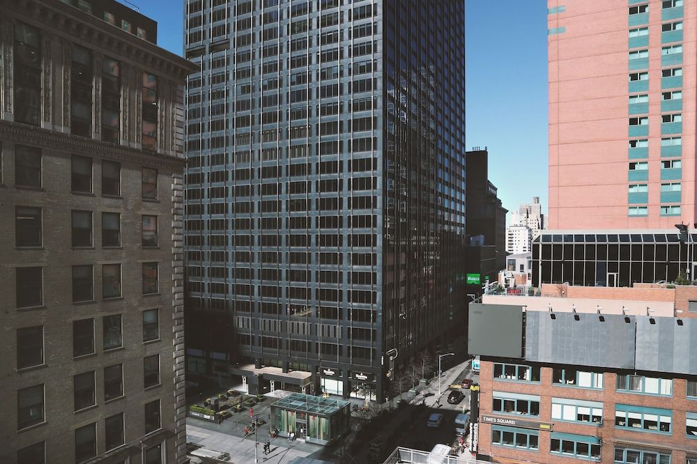 undefined The Manhattan at Times Square Hotel 7