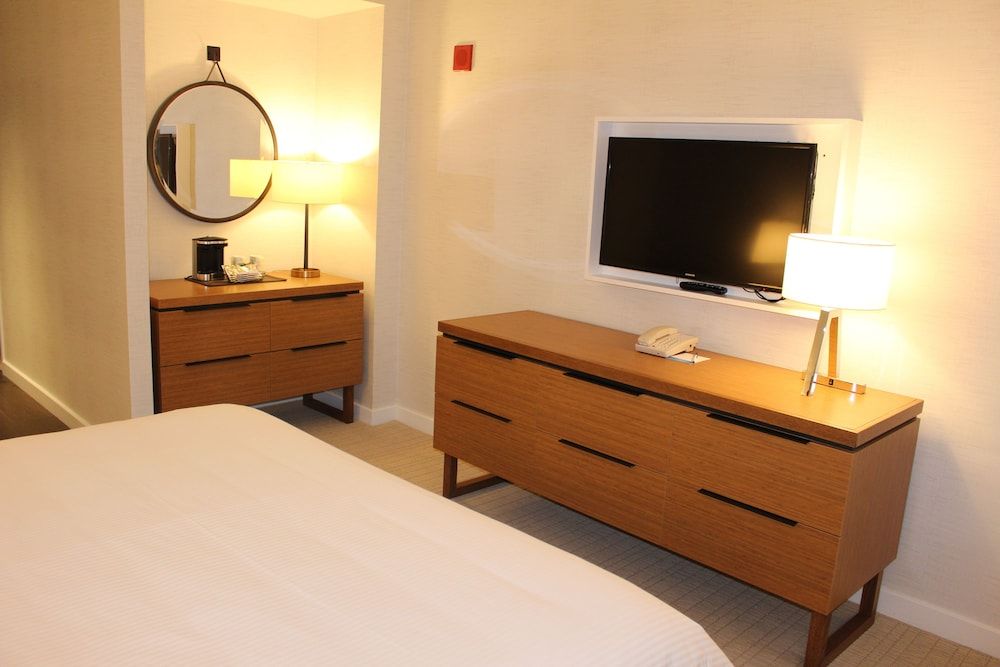 Club Wyndham Midtown 45 Deluxe Room (Deluxe King Guestroom) 2