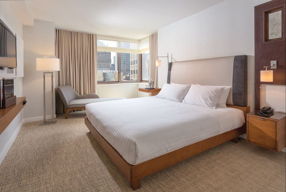 Club Wyndham Midtown 45 Standard Suite, 2 Bedrooms, Kitchen 3