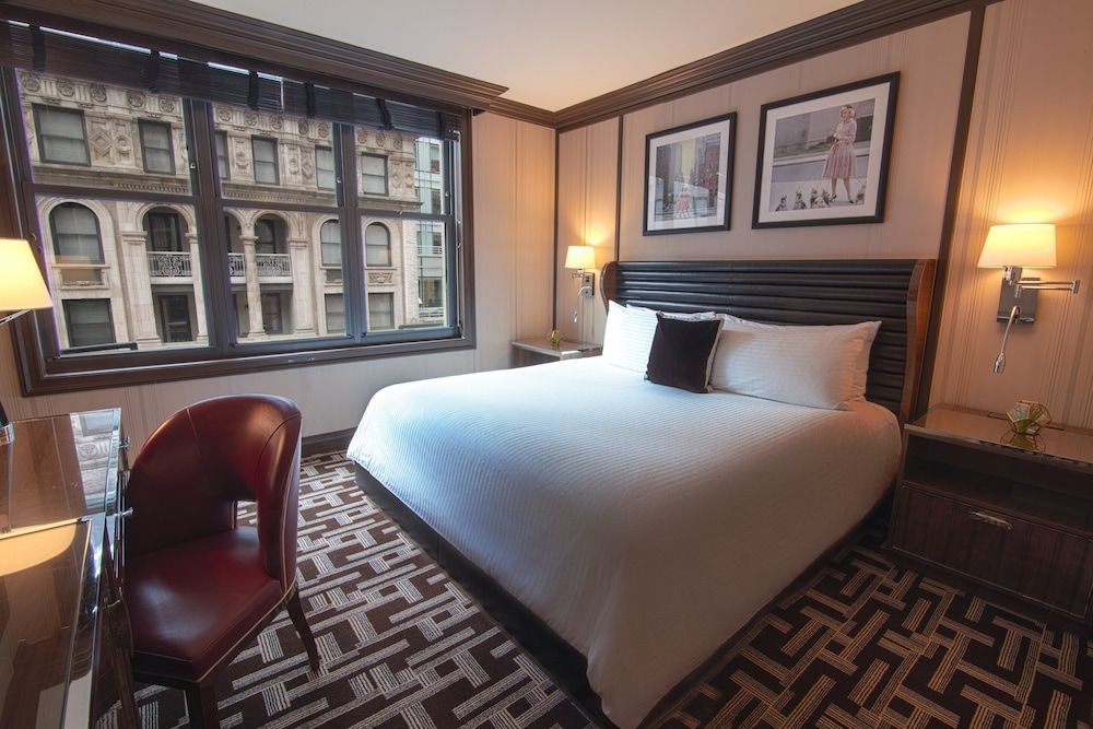 Executive Suite, City View