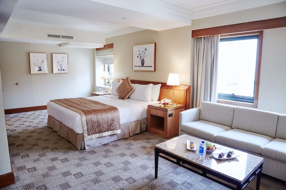Junior Suite, 1 King Bed