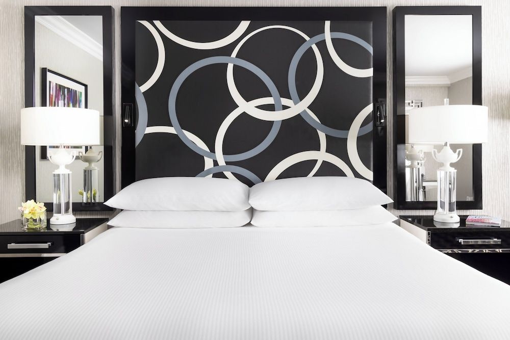 Executive Room, 1 King Bed, Balcony