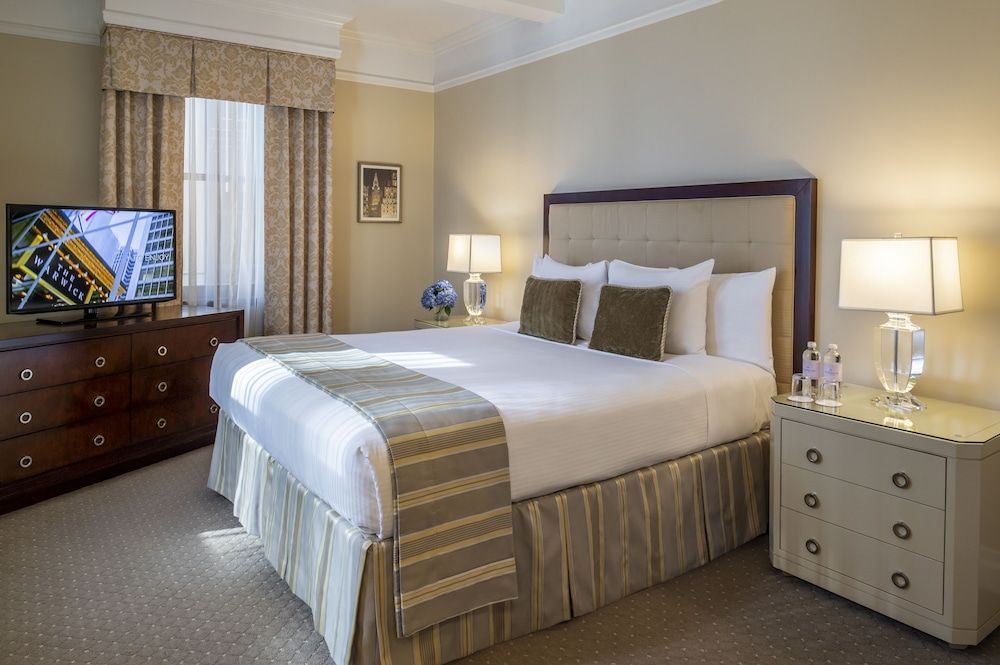 undefined Warwick New York 5