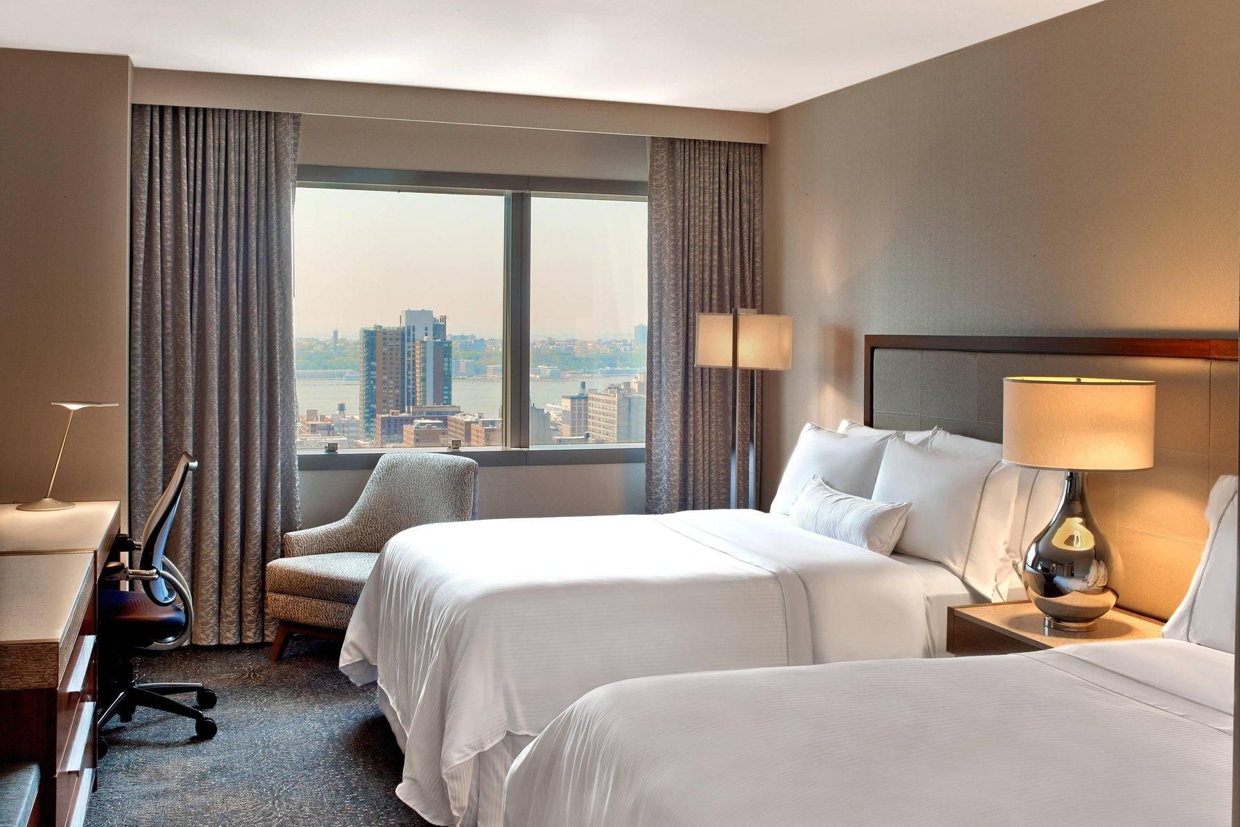 Premium Double, Guest room, 2 Double, Skyline view, High floor
