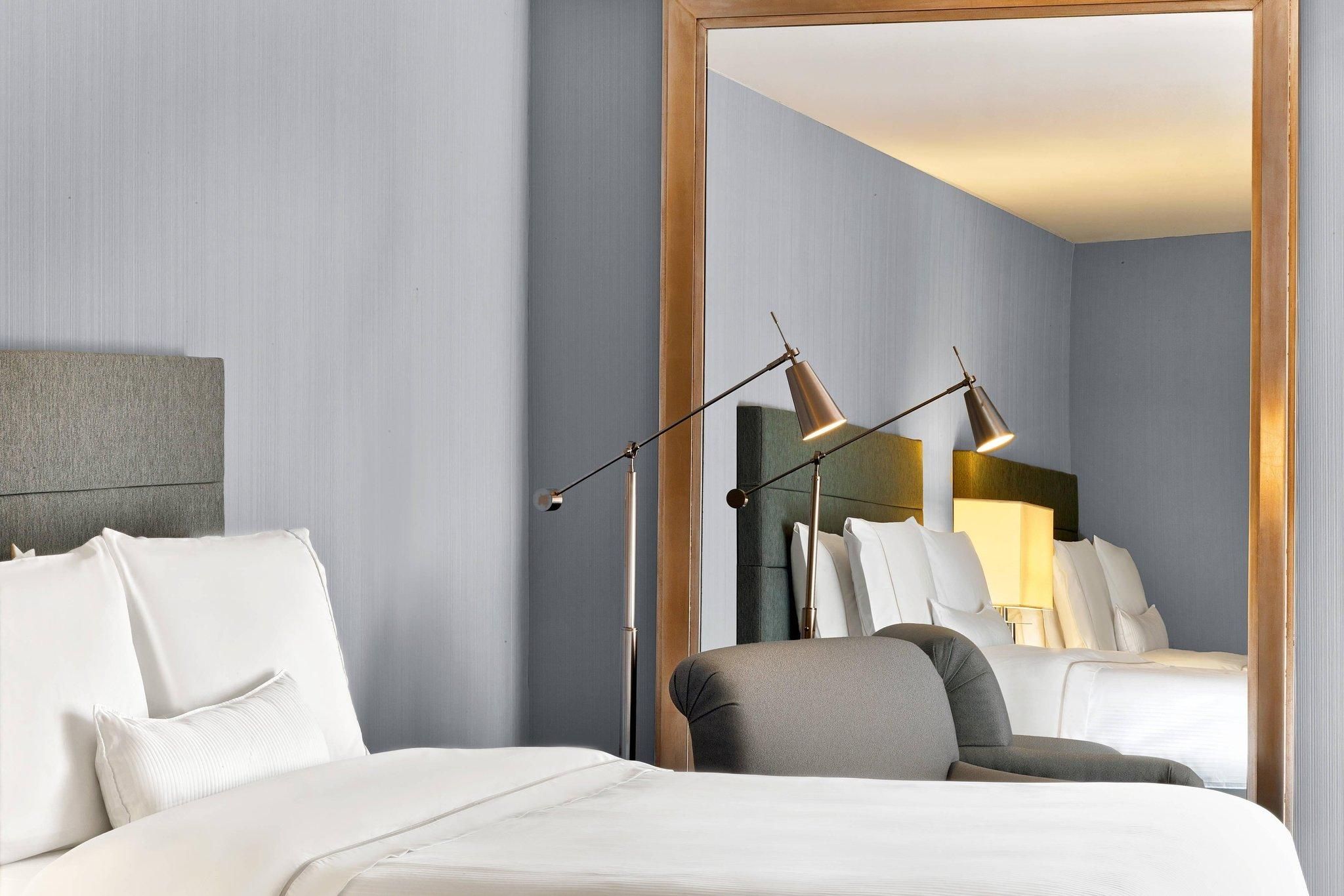Grand Deluxe Family Room, Guest room, 2 Queen