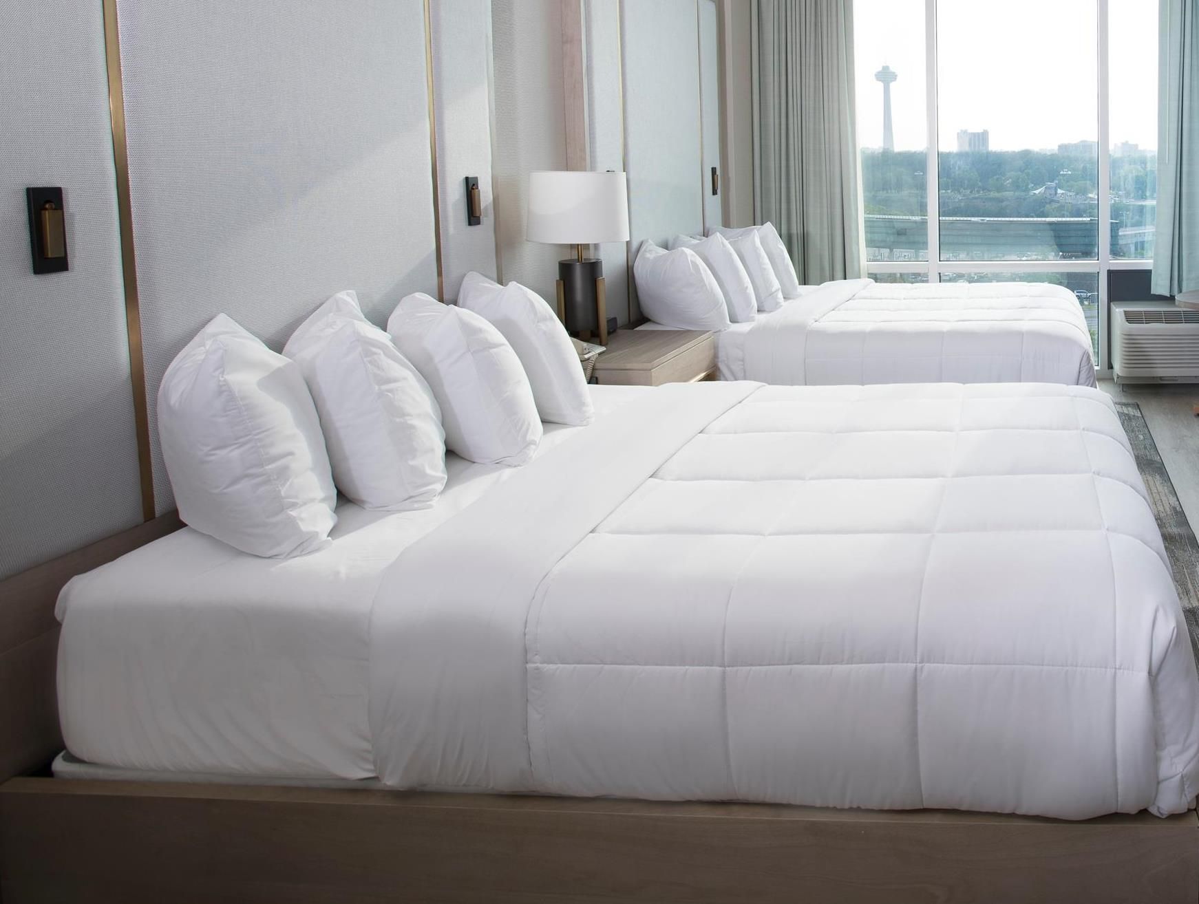 undefined Wyndham Garden at Niagara Falls 7