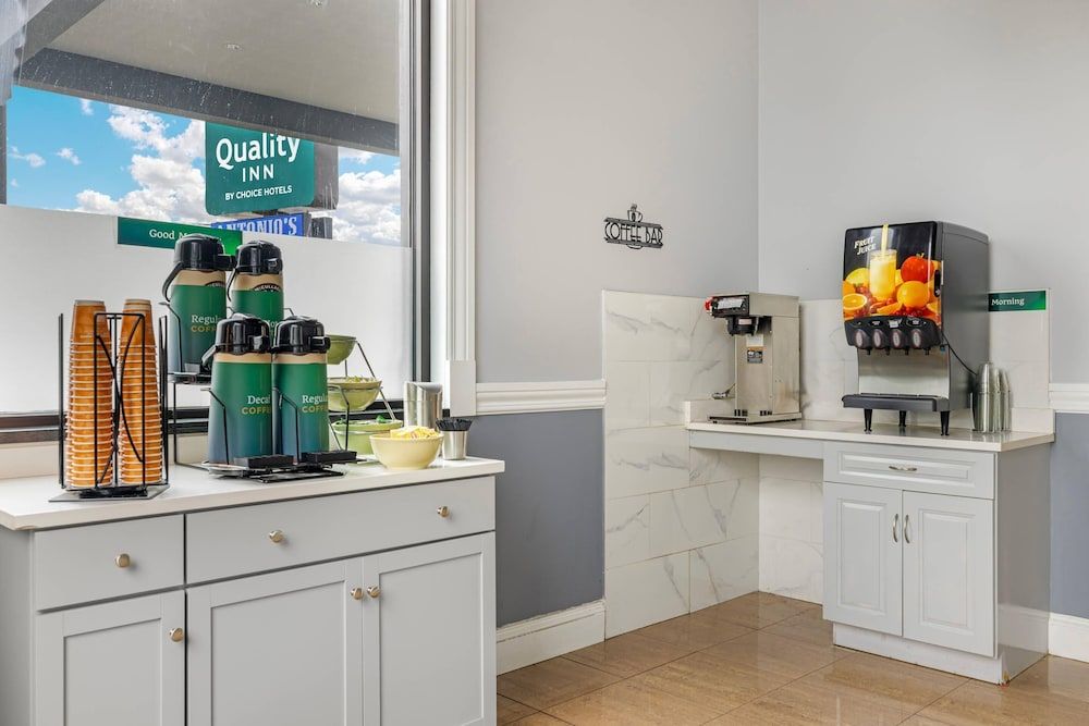 undefined Quality Inn - Niagara Falls Blvd 10