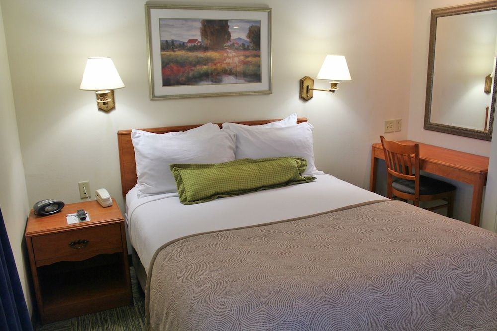Suite, 1 Bedroom (1 Queen Bed)