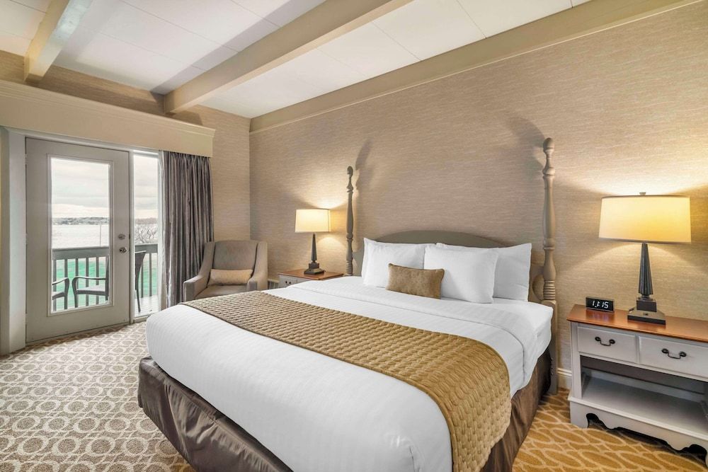 Standard Room, 1 Queen Bed, Non Smoking