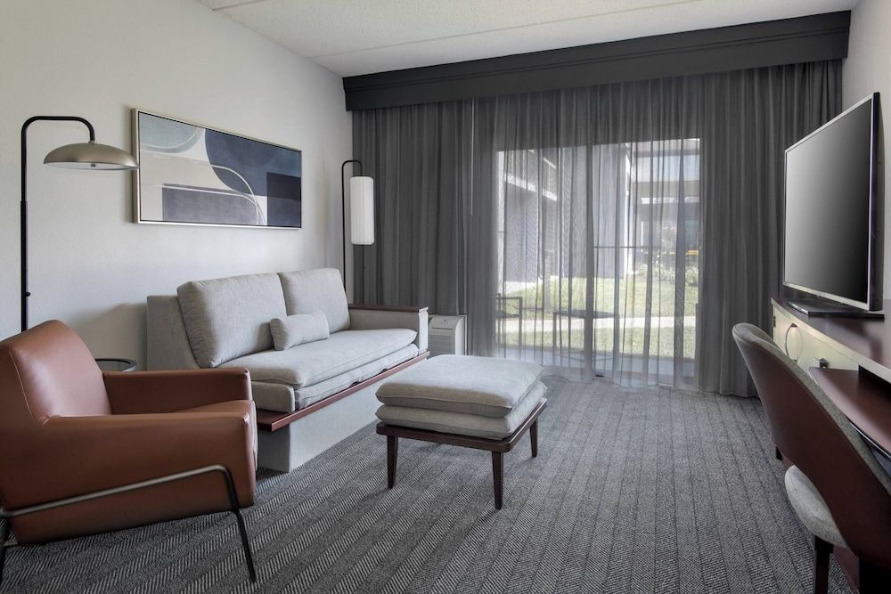 undefined Courtyard by Marriott Poughkeepsie 4