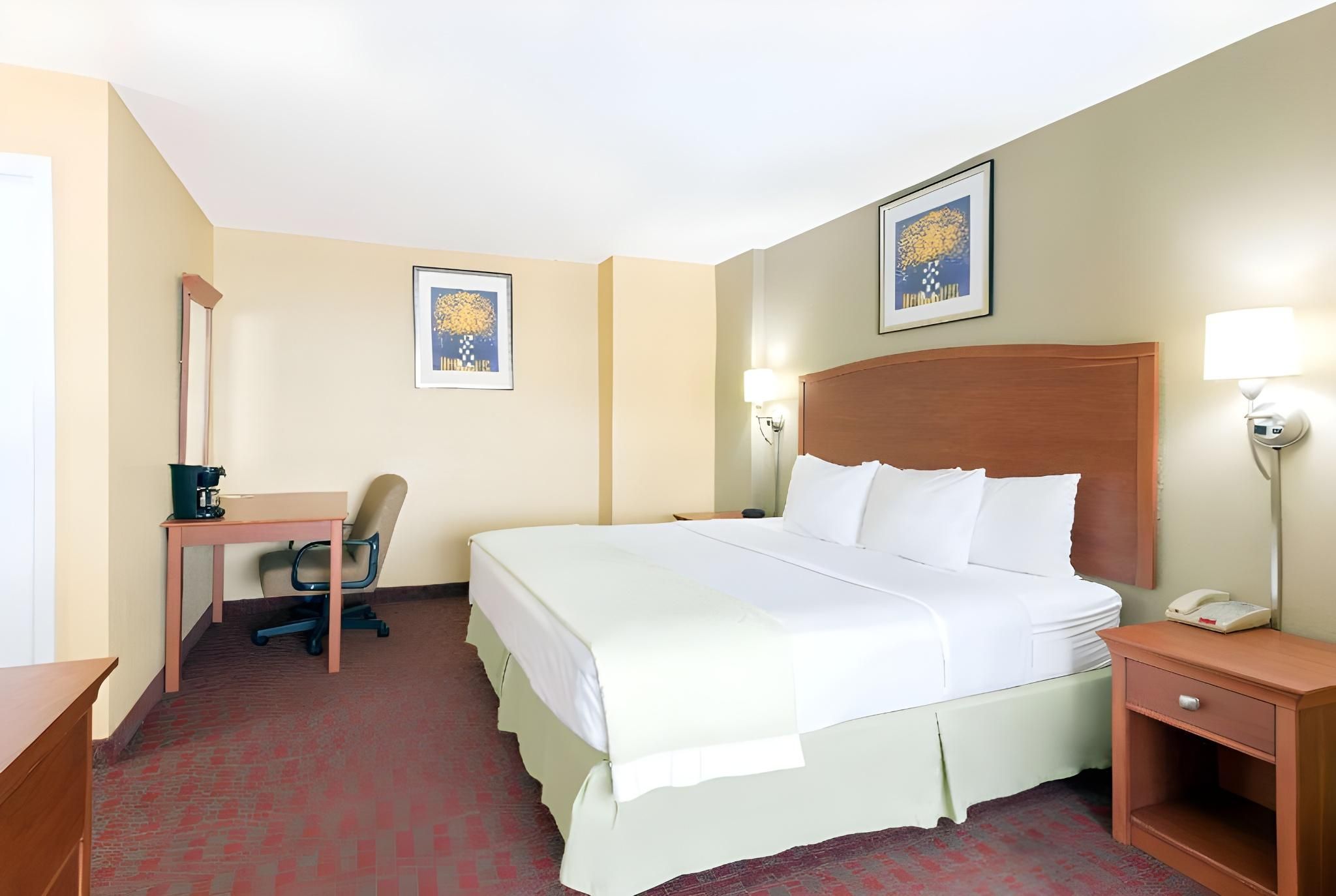 undefined Quality Inn Poughkeepsie 3