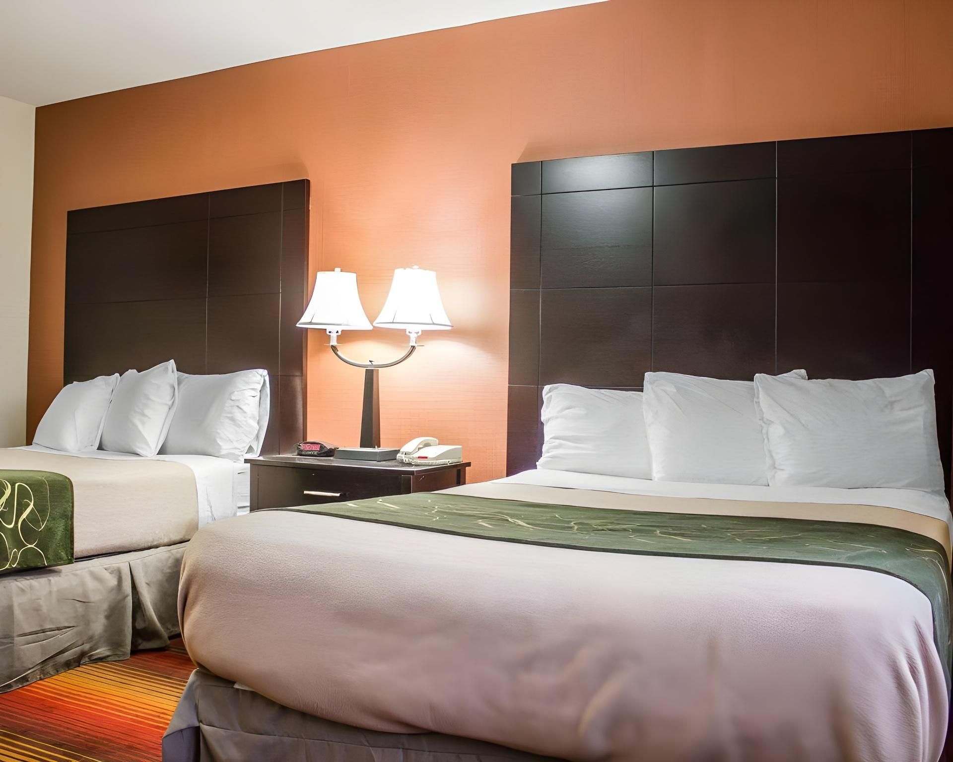2 Double Beds No Smoking