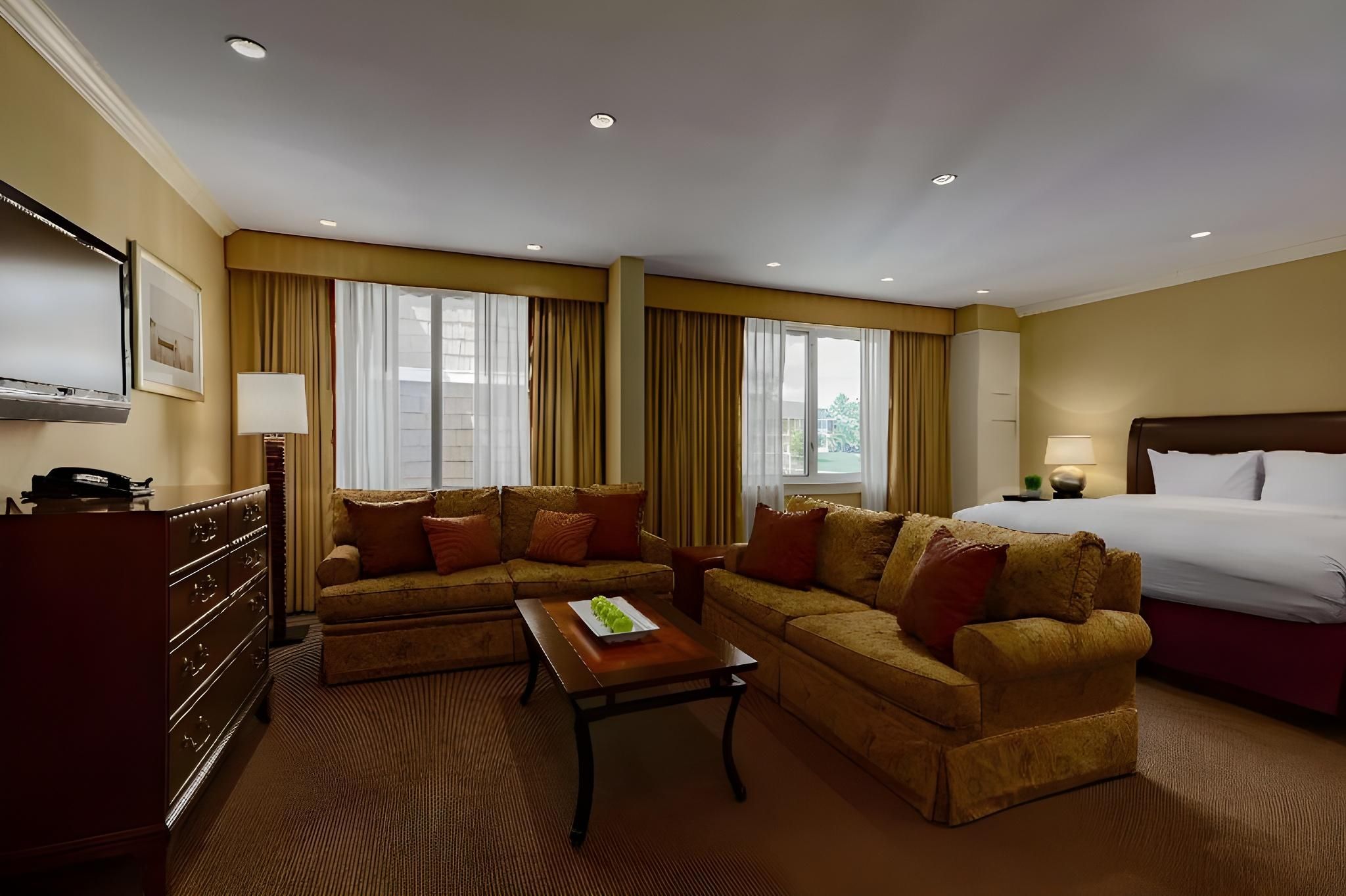 Junior King Suite Deluxe
